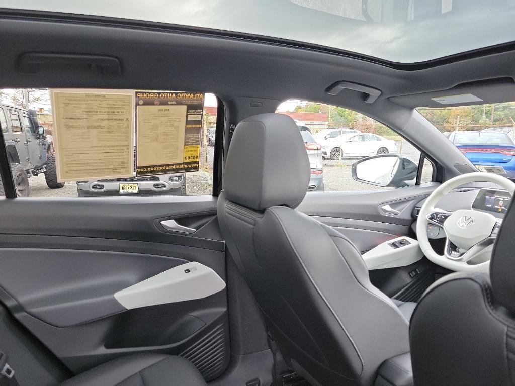 used 2021 Volkswagen ID.4 car, priced at $19,094