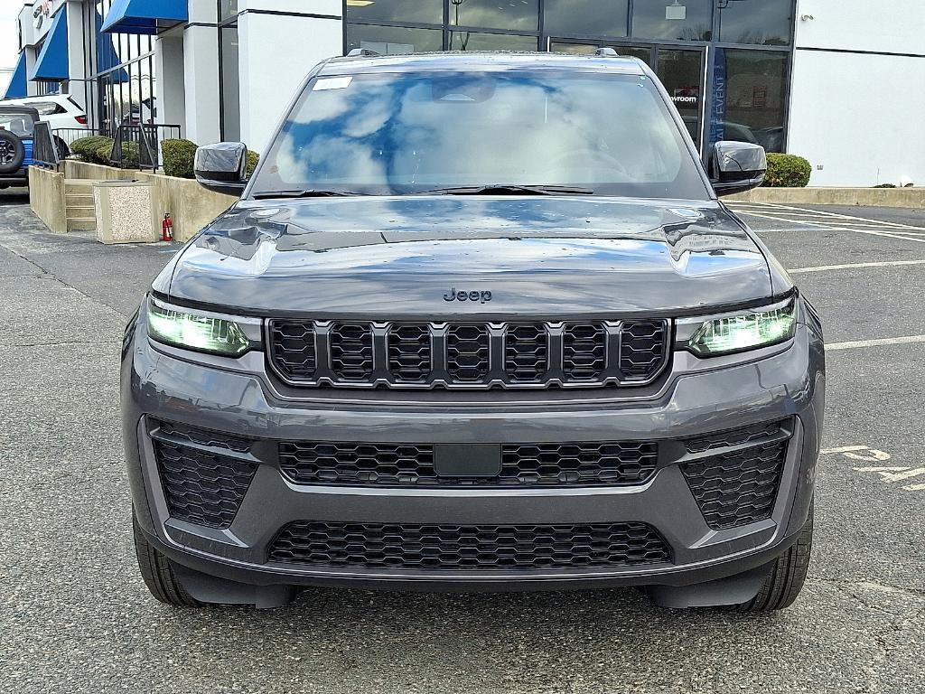 new 2026 Jeep Grand Cherokee car, priced at $48,624