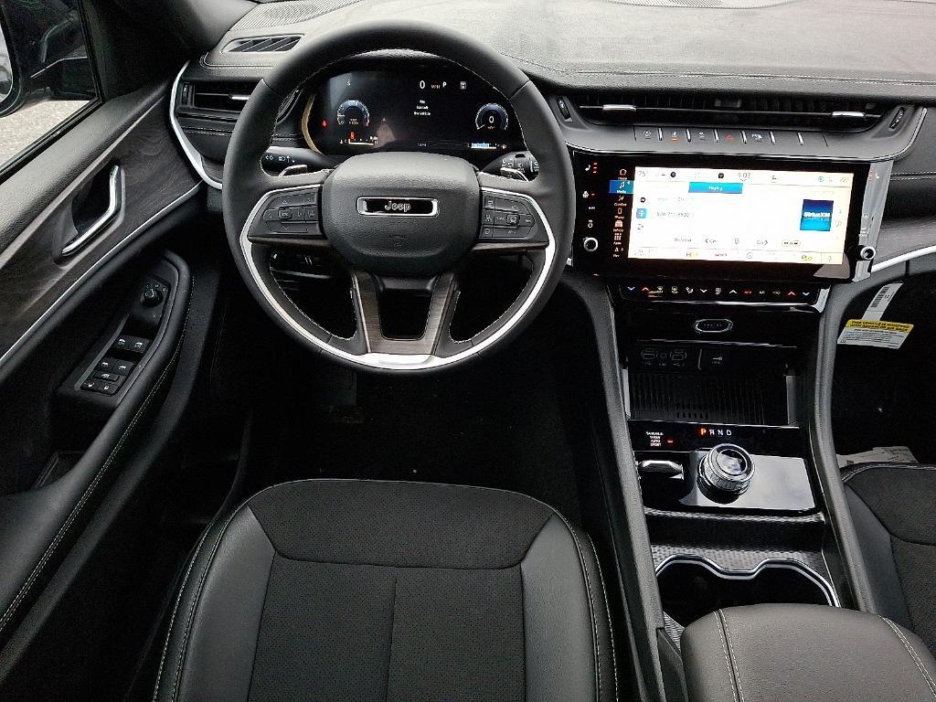 new 2026 Jeep Grand Cherokee car, priced at $48,624