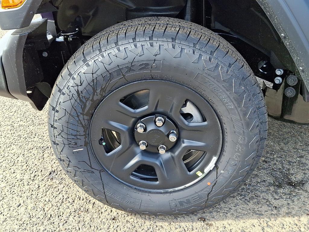 new 2026 Jeep Wrangler car, priced at $43,259