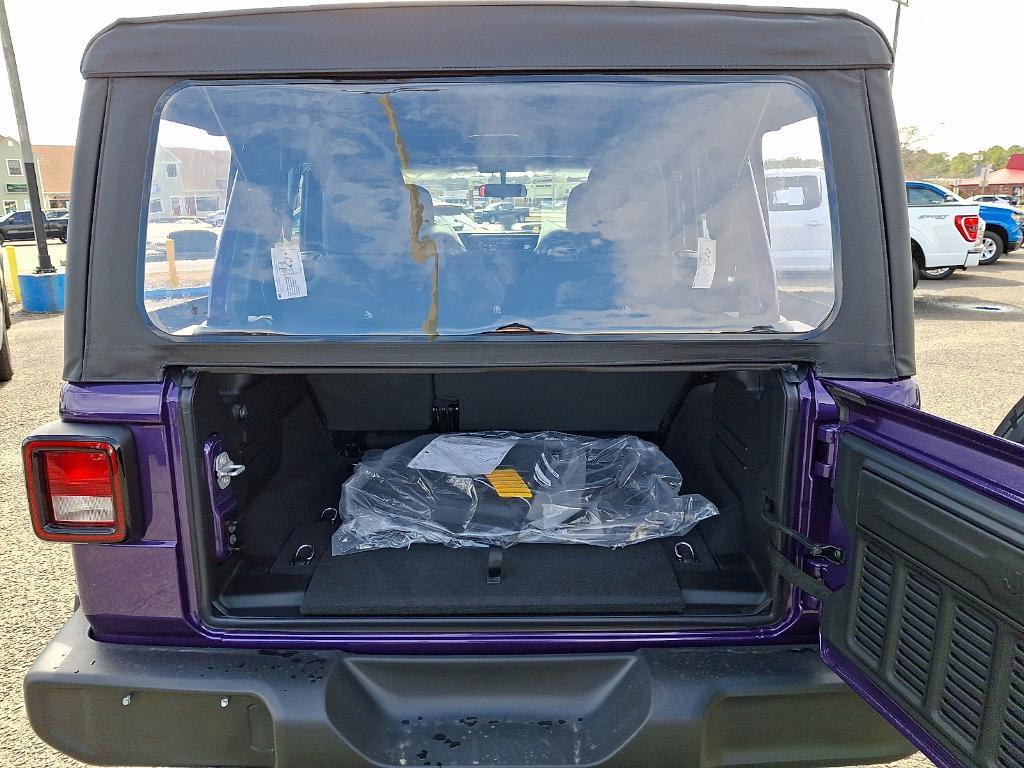 new 2026 Jeep Wrangler car, priced at $43,259