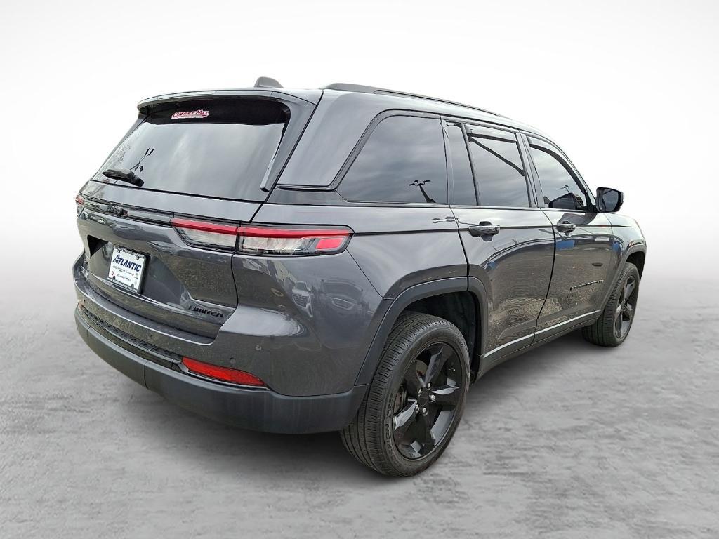 used 2024 Jeep Grand Cherokee car, priced at $37,900