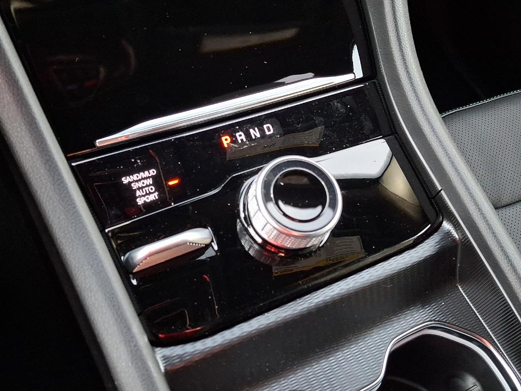 new 2026 Jeep Grand Cherokee car, priced at $53,204