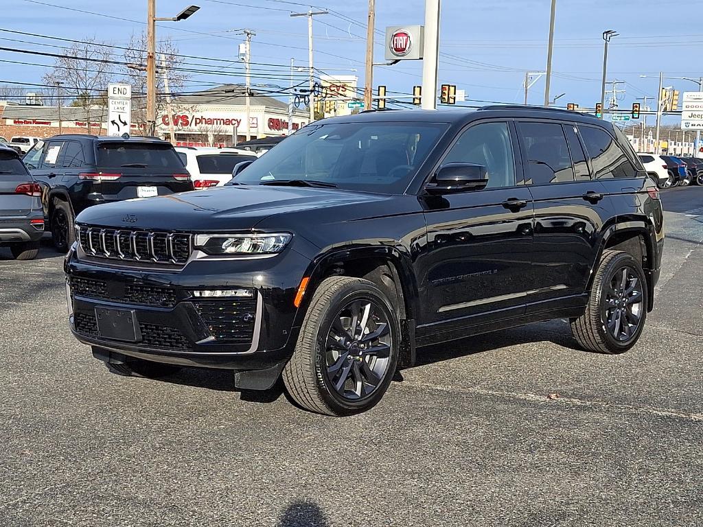 new 2026 Jeep Grand Cherokee car, priced at $53,204