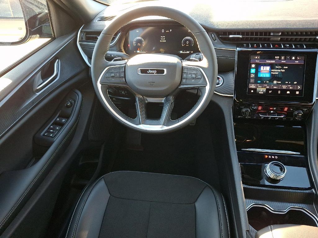 new 2025 Jeep Grand Cherokee car, priced at $45,504