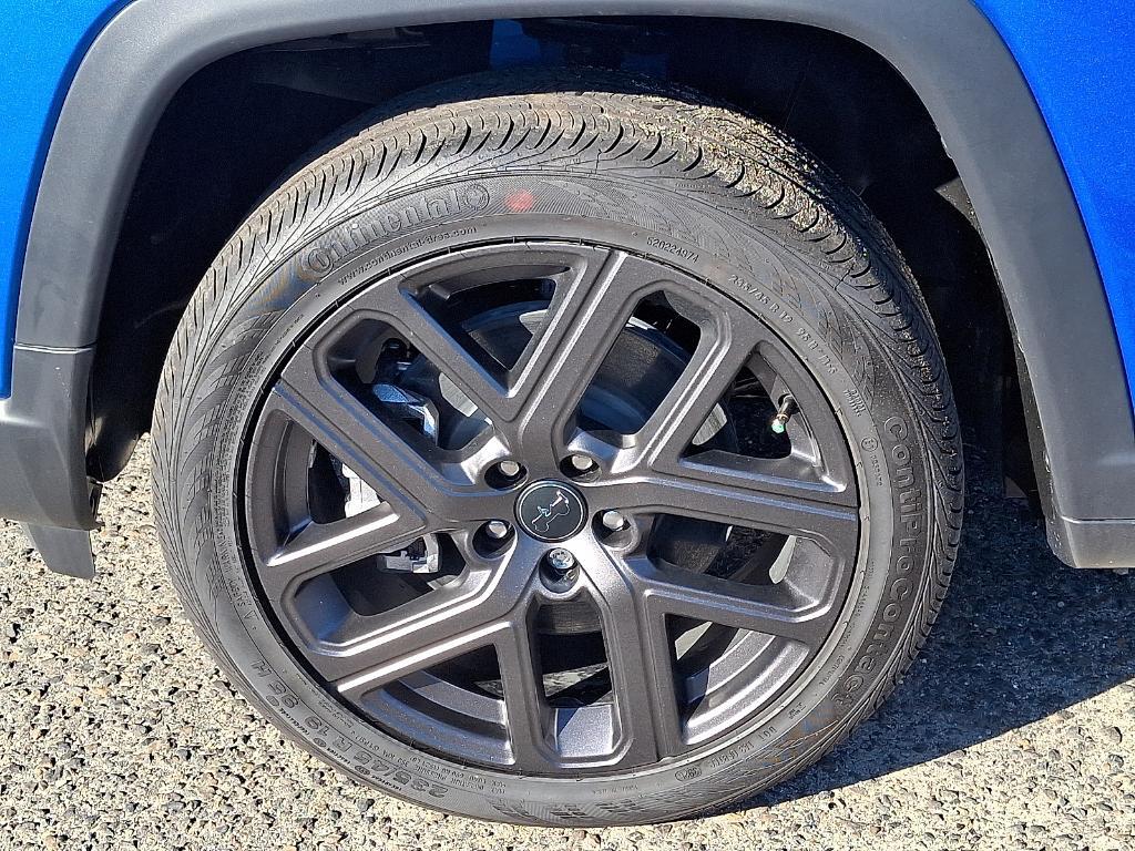 new 2026 Jeep Compass car, priced at $34,979