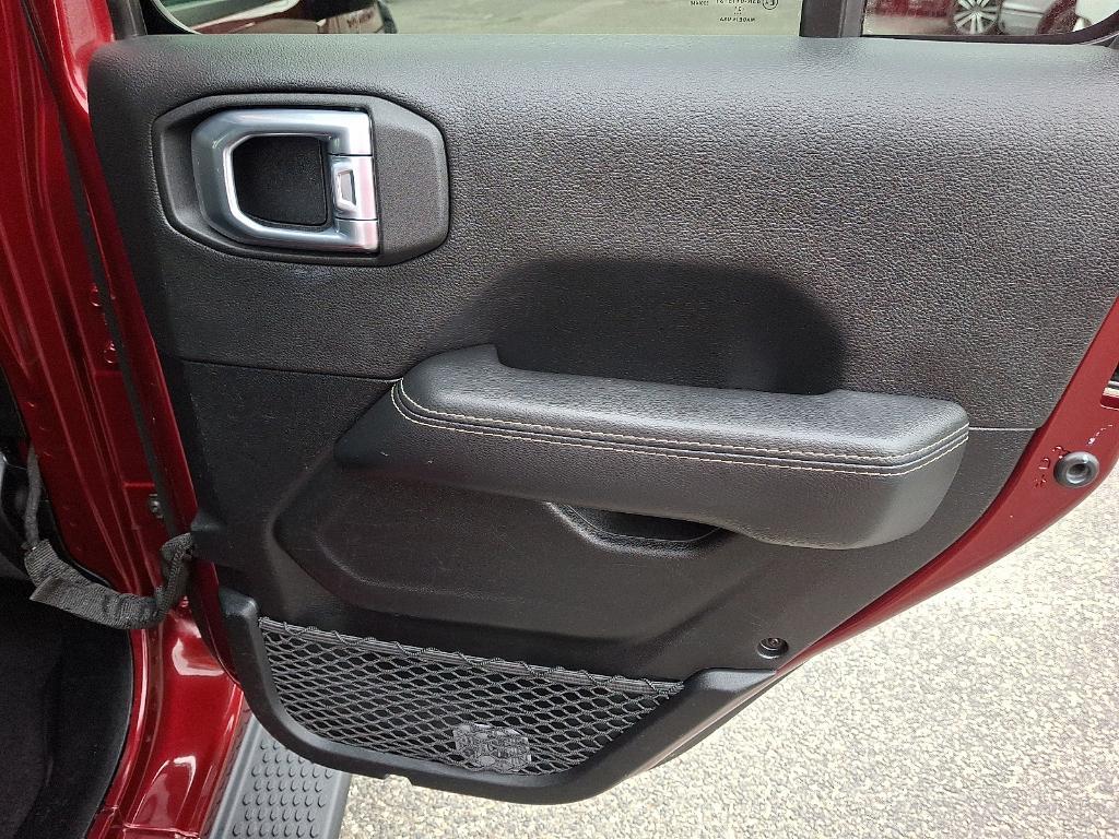 used 2021 Jeep Wrangler Unlimited car, priced at $25,290