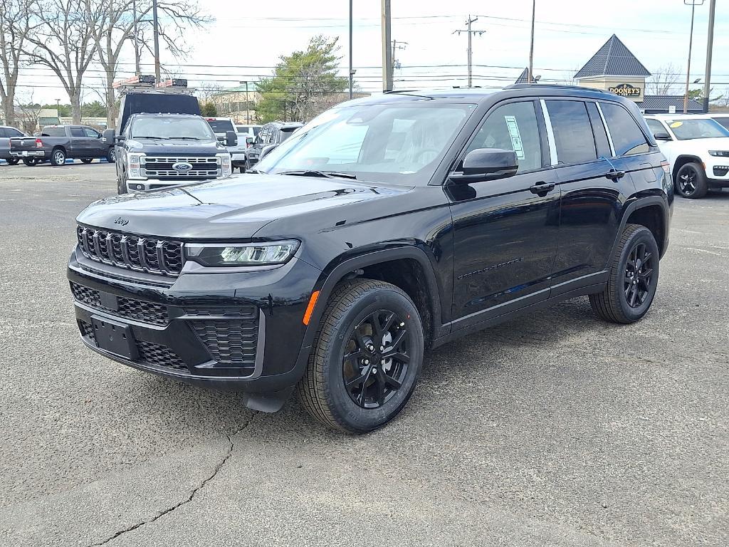 new 2026 Jeep Grand Cherokee car, priced at $47,124