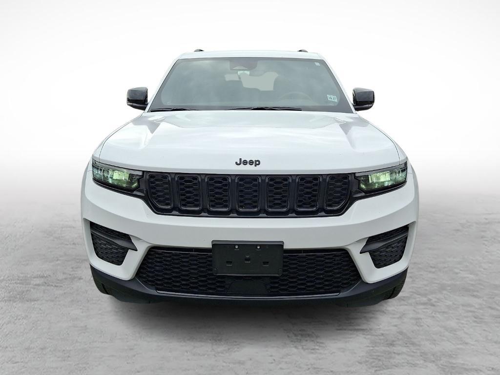 used 2023 Jeep Grand Cherokee car, priced at $34,843