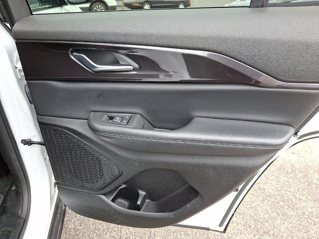 used 2023 Jeep Grand Cherokee car, priced at $34,843