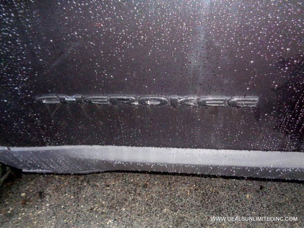 used 2016 Jeep Cherokee car, priced at $11,888