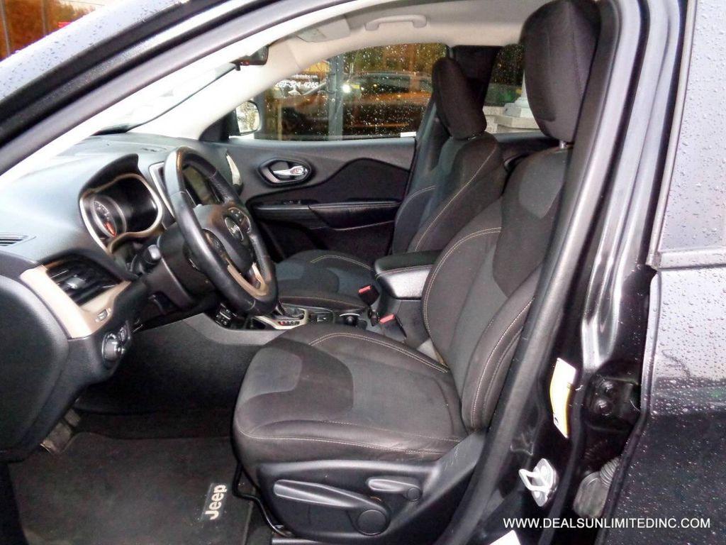 used 2016 Jeep Cherokee car, priced at $11,888