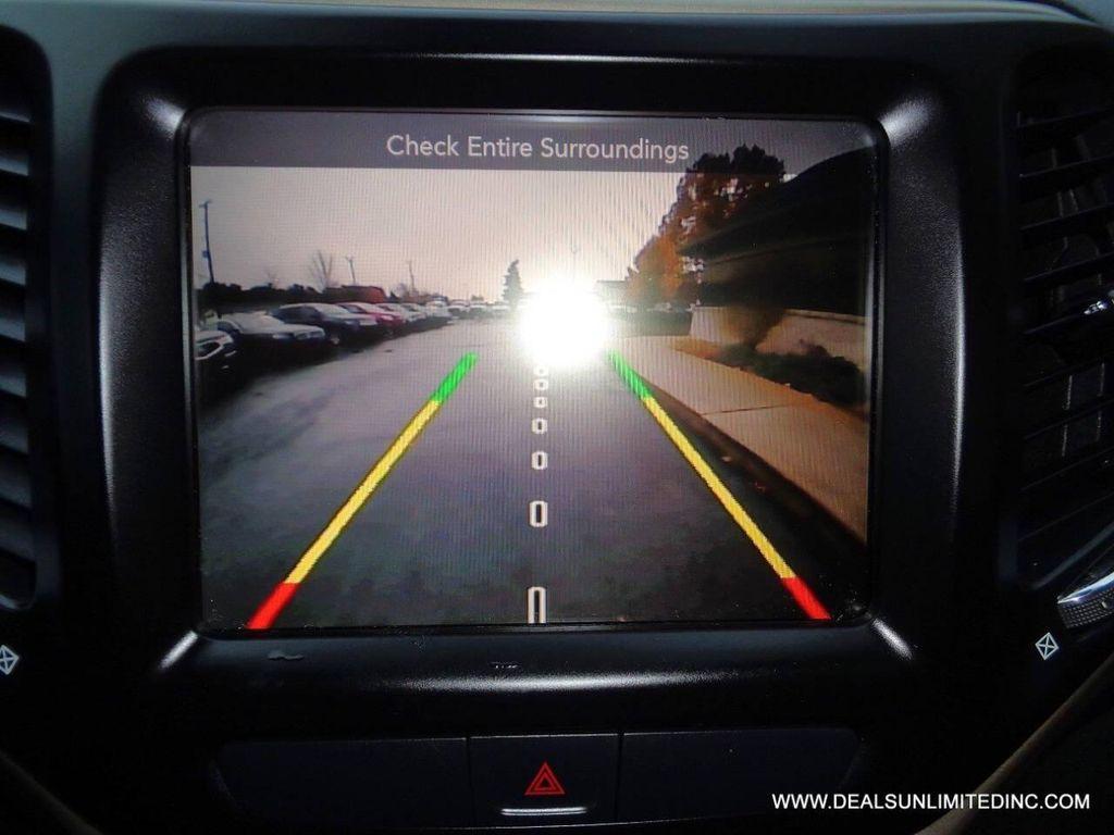 used 2016 Jeep Cherokee car, priced at $11,888