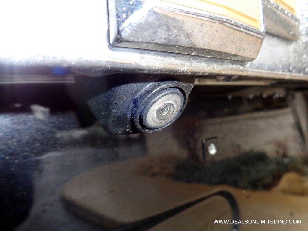 used 2020 Chevrolet Traverse car, priced at $17,688