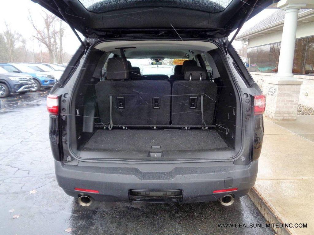 used 2020 Chevrolet Traverse car, priced at $17,688