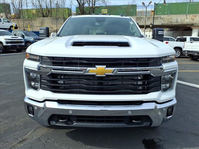 new 2026 Chevrolet Silverado 3500 car, priced at $73,089