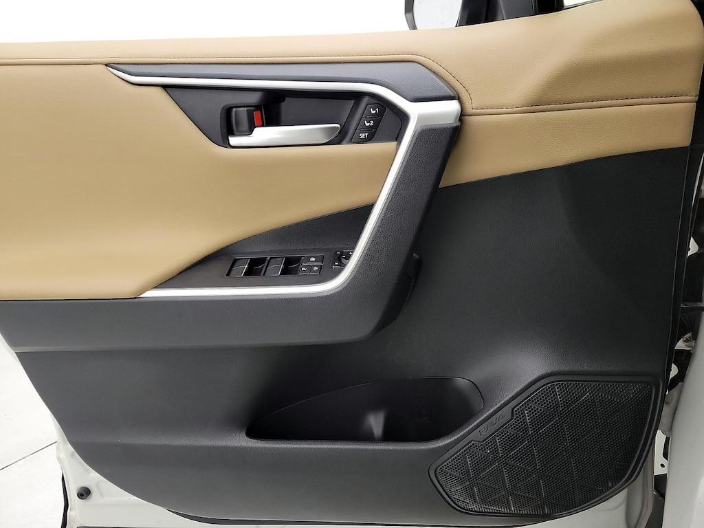 used 2020 Toyota RAV4 Hybrid car, priced at $28,998