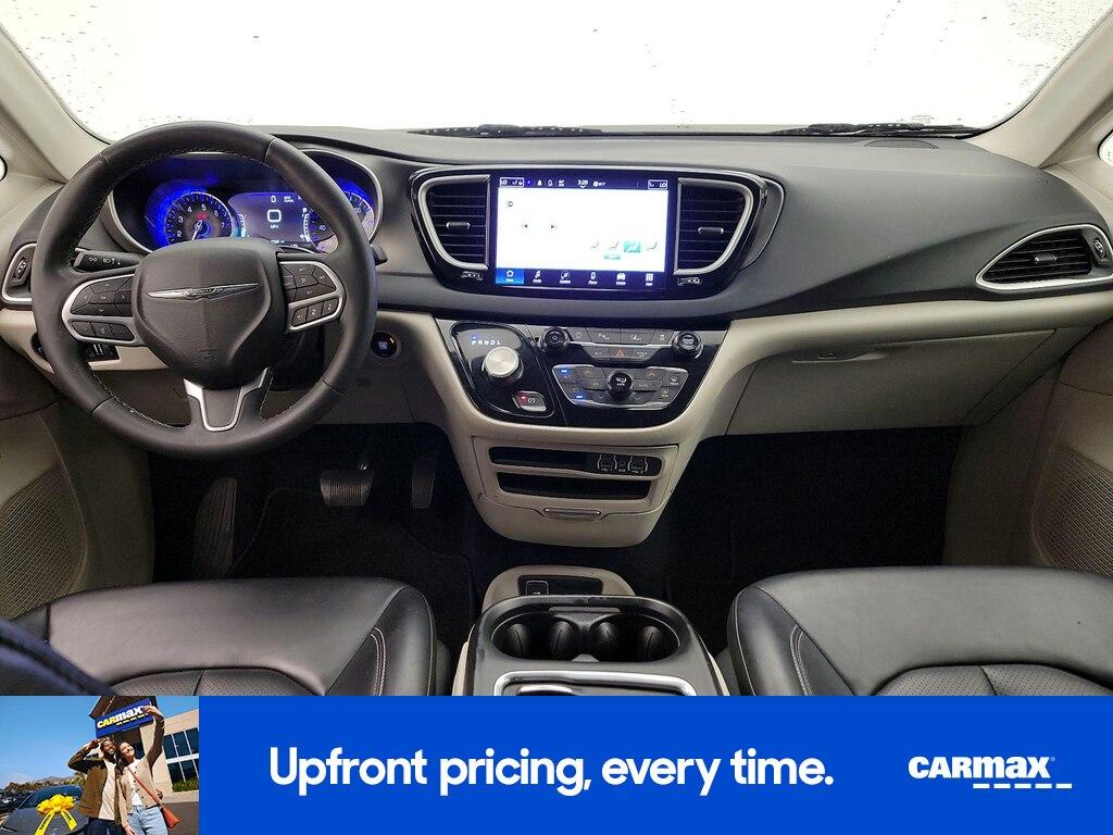 used 2023 Chrysler Pacifica car, priced at $24,998