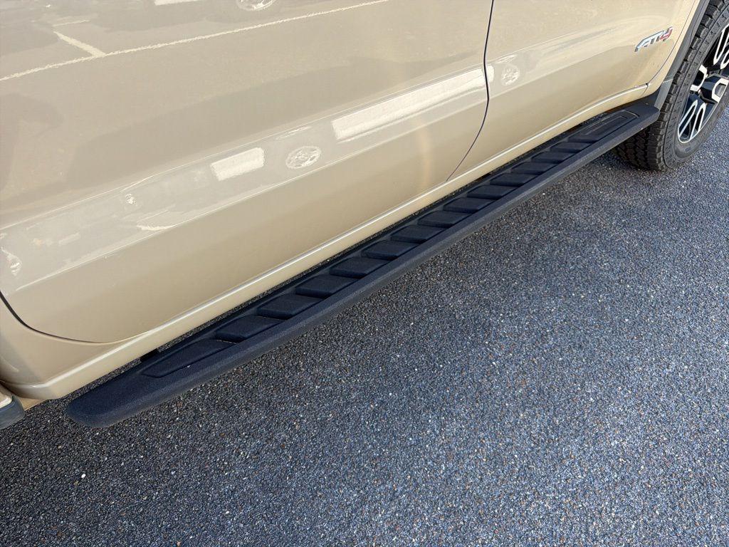 used 2022 GMC Sierra 1500 car, priced at $44,250