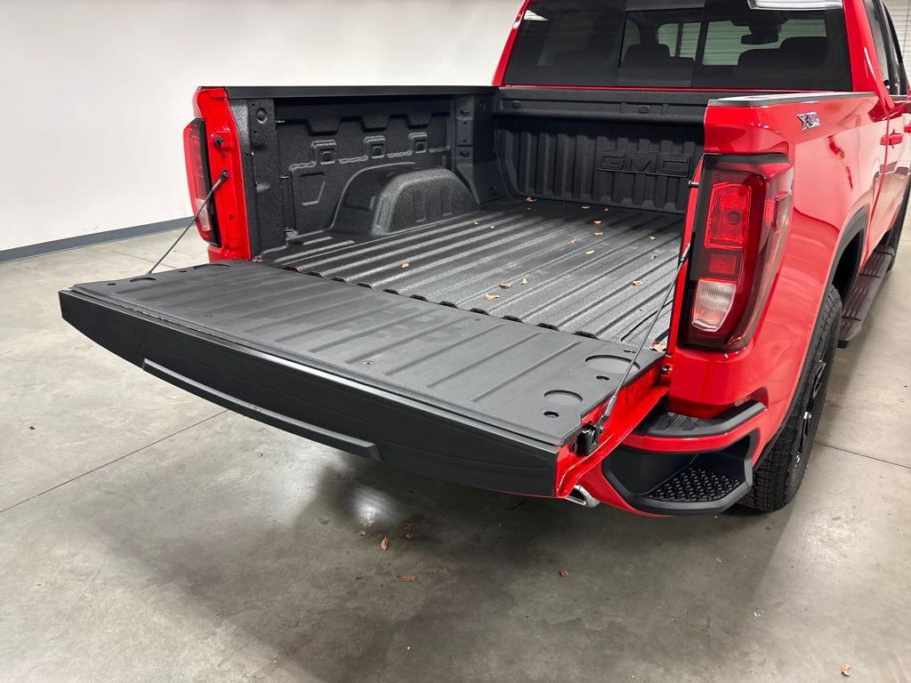 new 2026 GMC Sierra 1500 car, priced at $56,095
