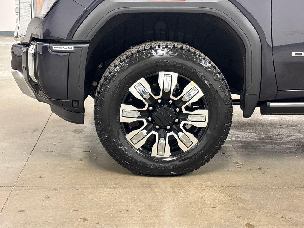 new 2026 GMC Sierra 2500 car, priced at $87,850
