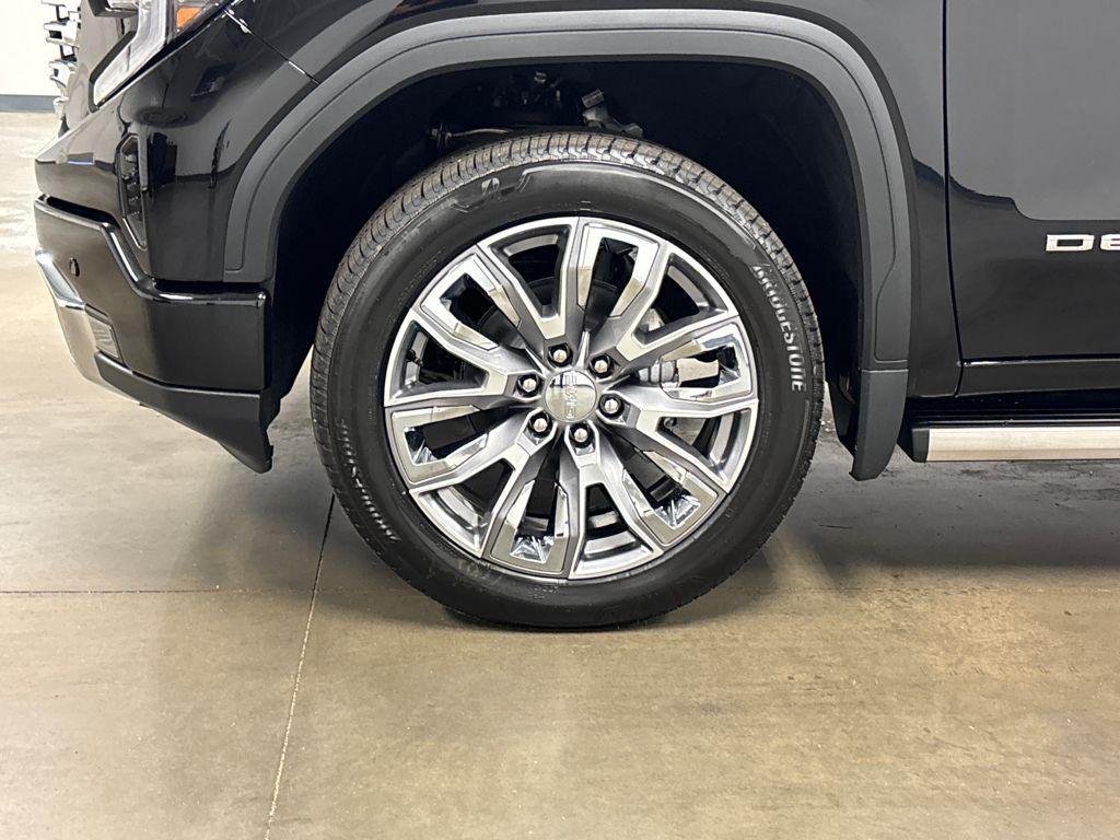 new 2026 GMC Sierra 1500 car, priced at $69,215