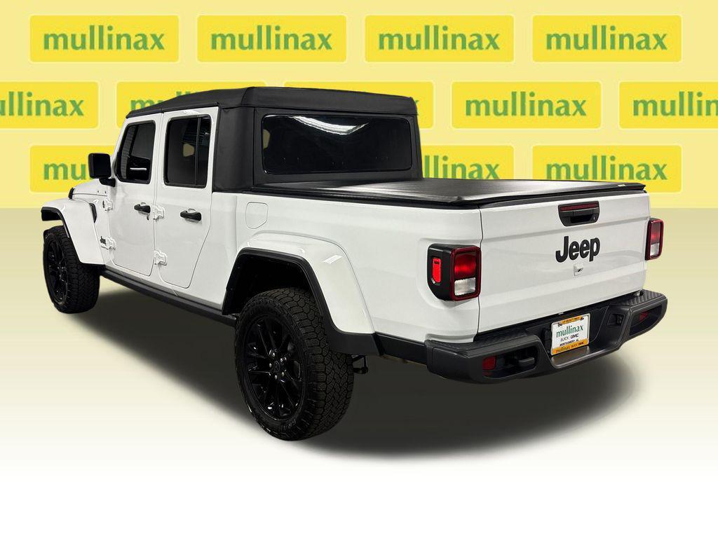 used 2025 Jeep Gladiator car, priced at $35,970