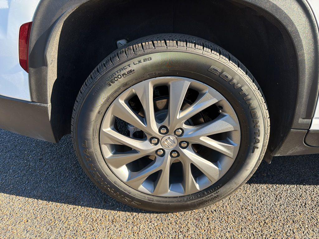 used 2025 Buick Enclave car, priced at $35,500