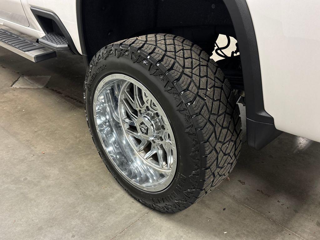 used 2022 Chevrolet Silverado 2500 car, priced at $50,900