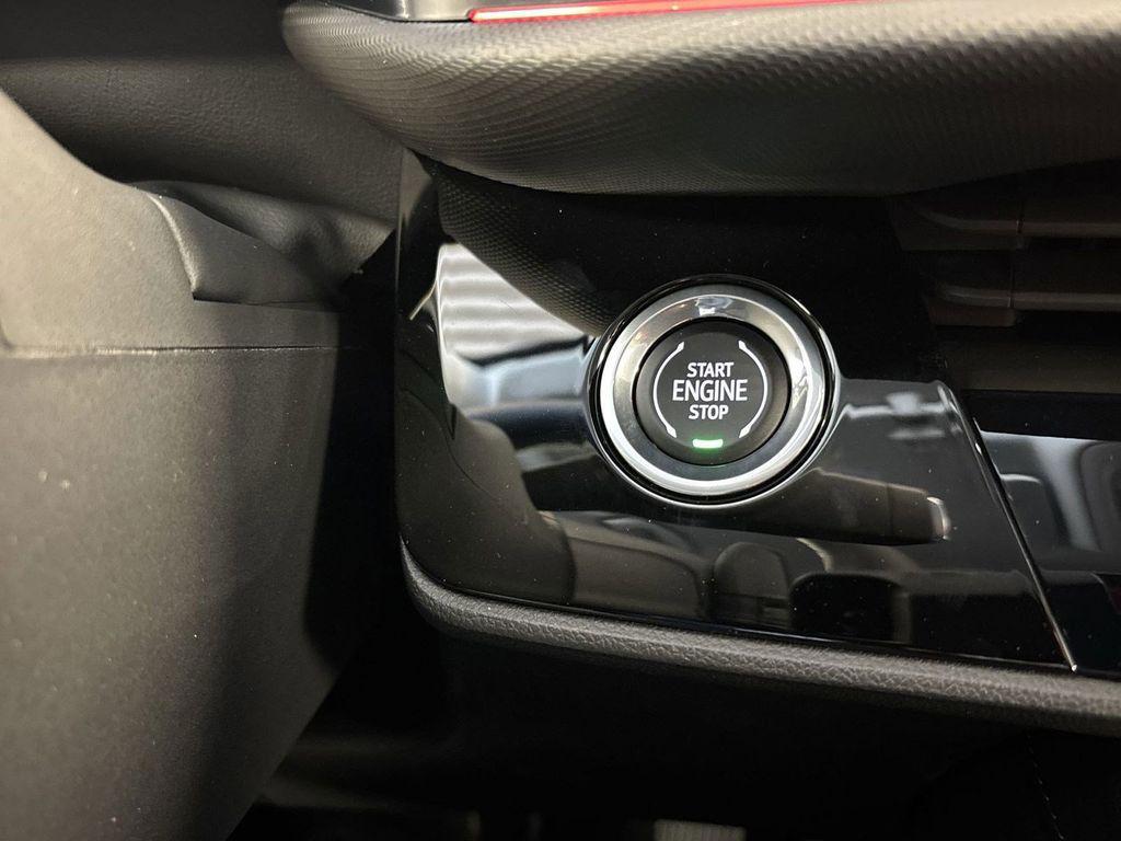 new 2025 Buick Envision car, priced at $35,865