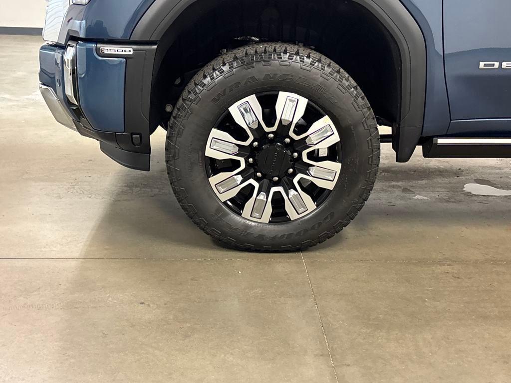 new 2025 GMC Sierra 2500 car, priced at $86,739