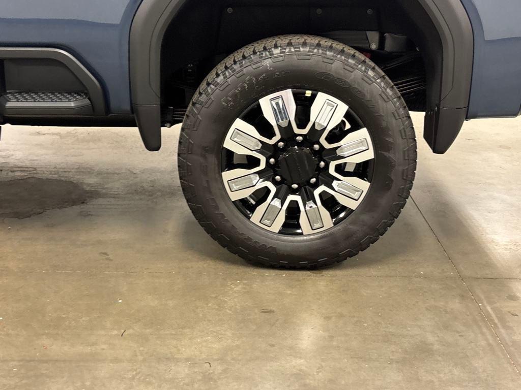 new 2025 GMC Sierra 2500 car, priced at $86,739