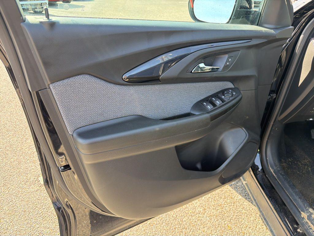 used 2021 Chevrolet TrailBlazer car, priced at $22,875