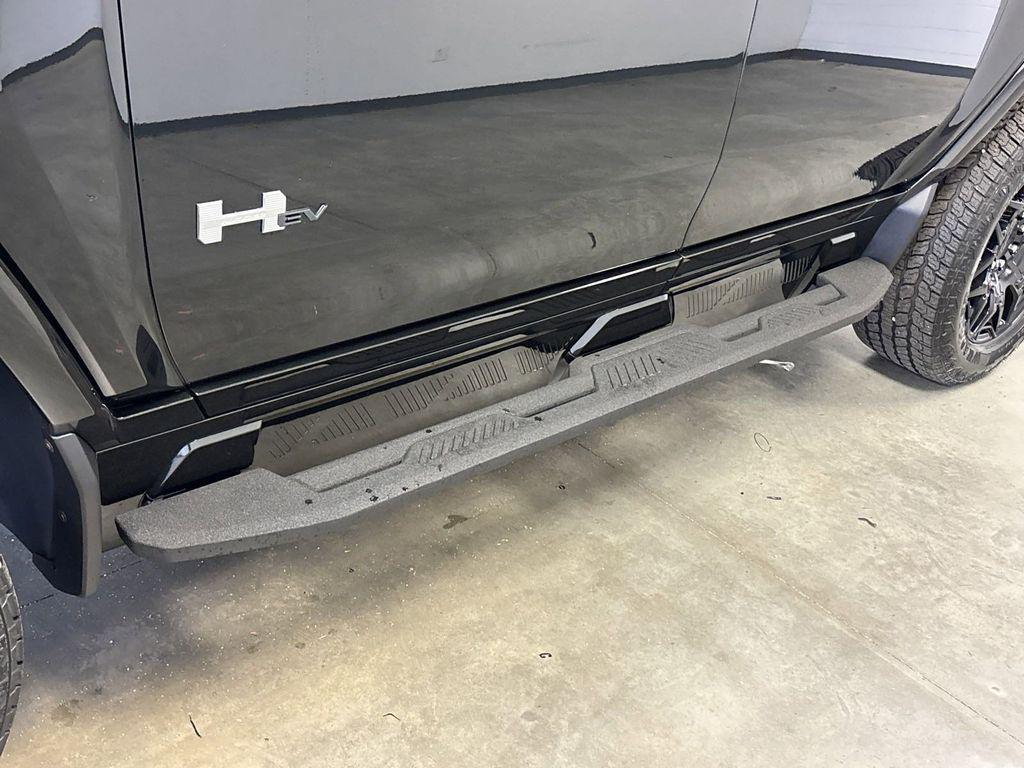 new 2025 GMC HUMMER EV SUV car, priced at $90,450