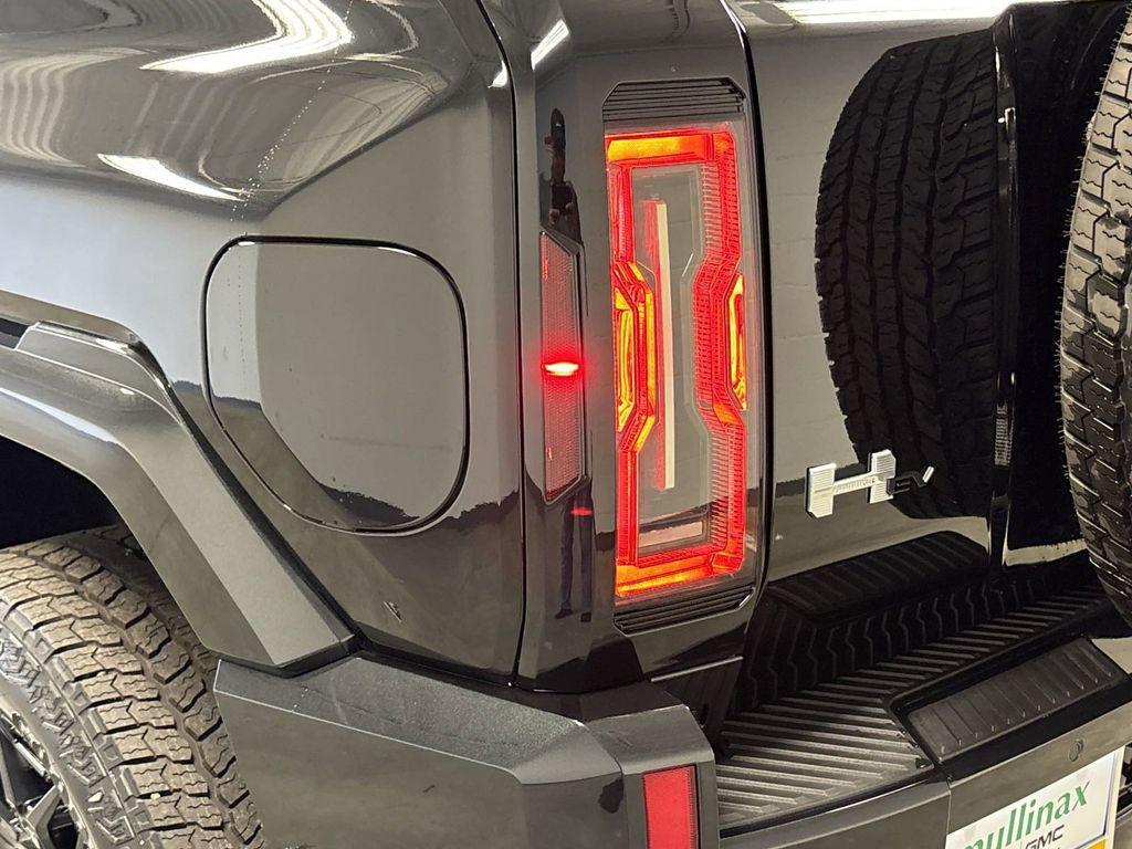 new 2025 GMC HUMMER EV SUV car, priced at $90,450