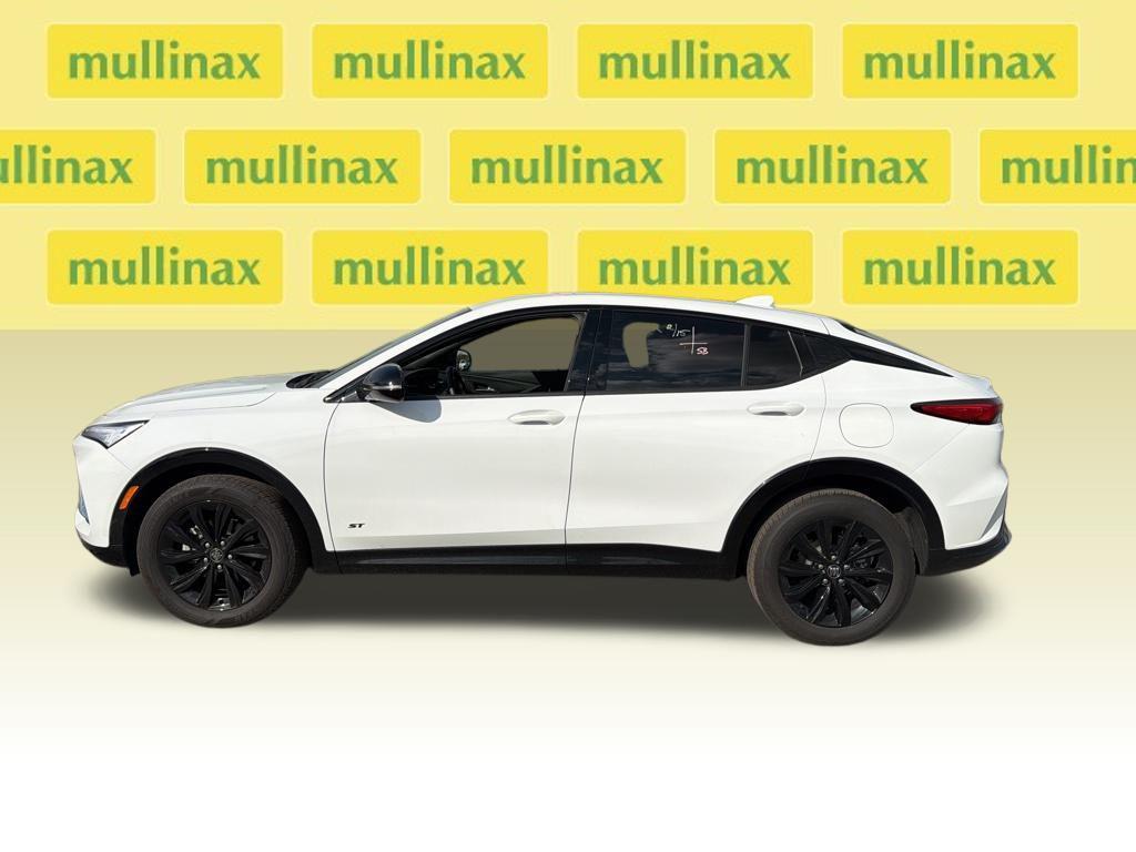 used 2025 Buick Envista car, priced at $25,500