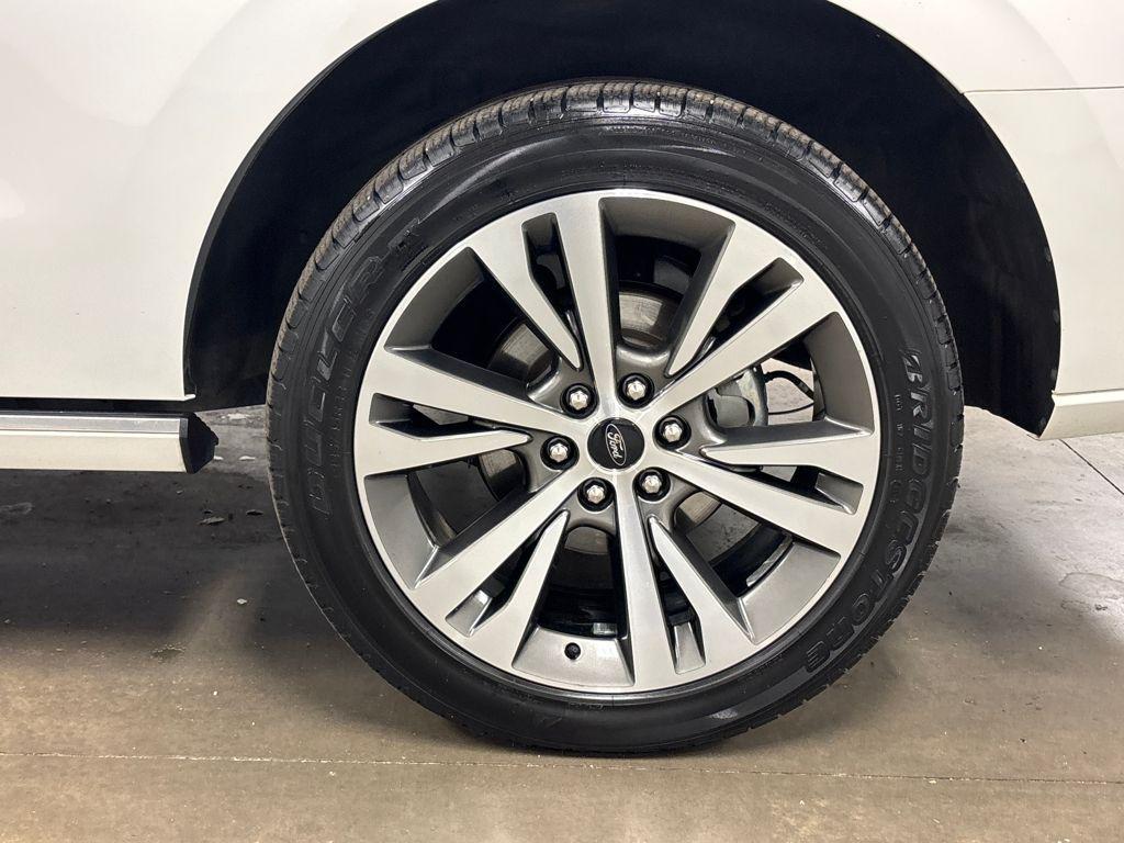 used 2020 Ford Expedition car, priced at $28,750