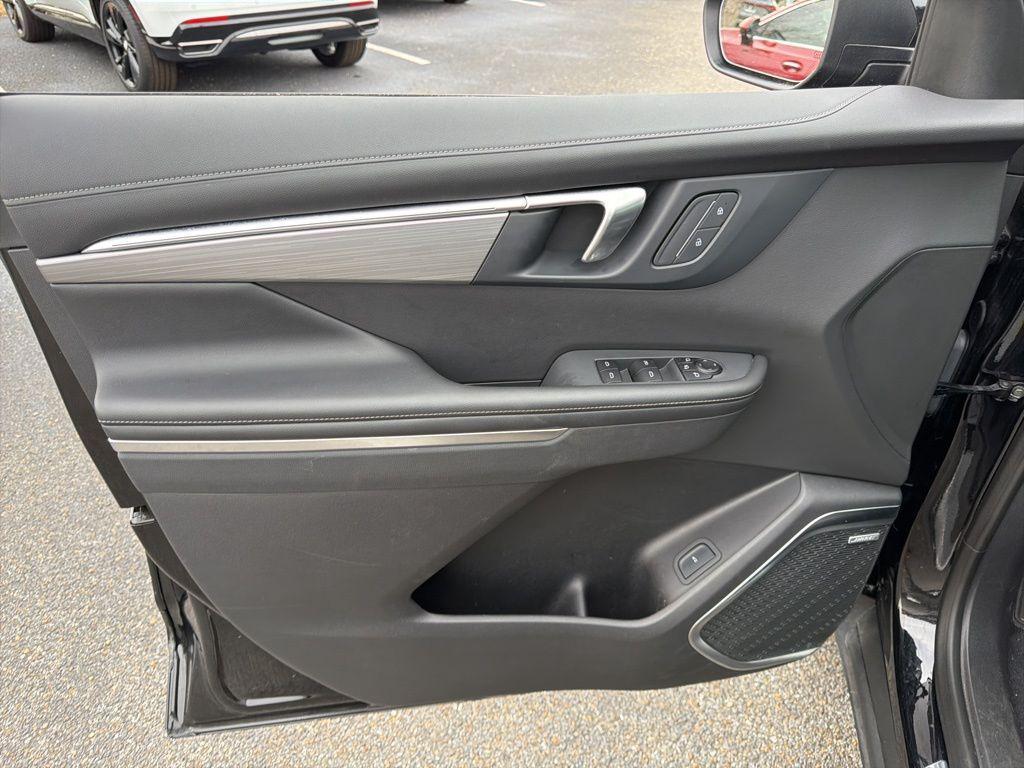 used 2025 Buick Enclave car, priced at $35,750