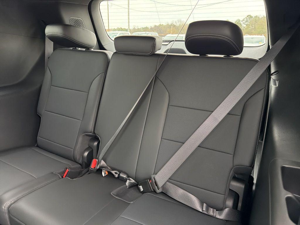 used 2025 Buick Enclave car, priced at $35,750