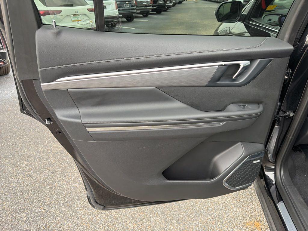 used 2025 Buick Enclave car, priced at $35,750