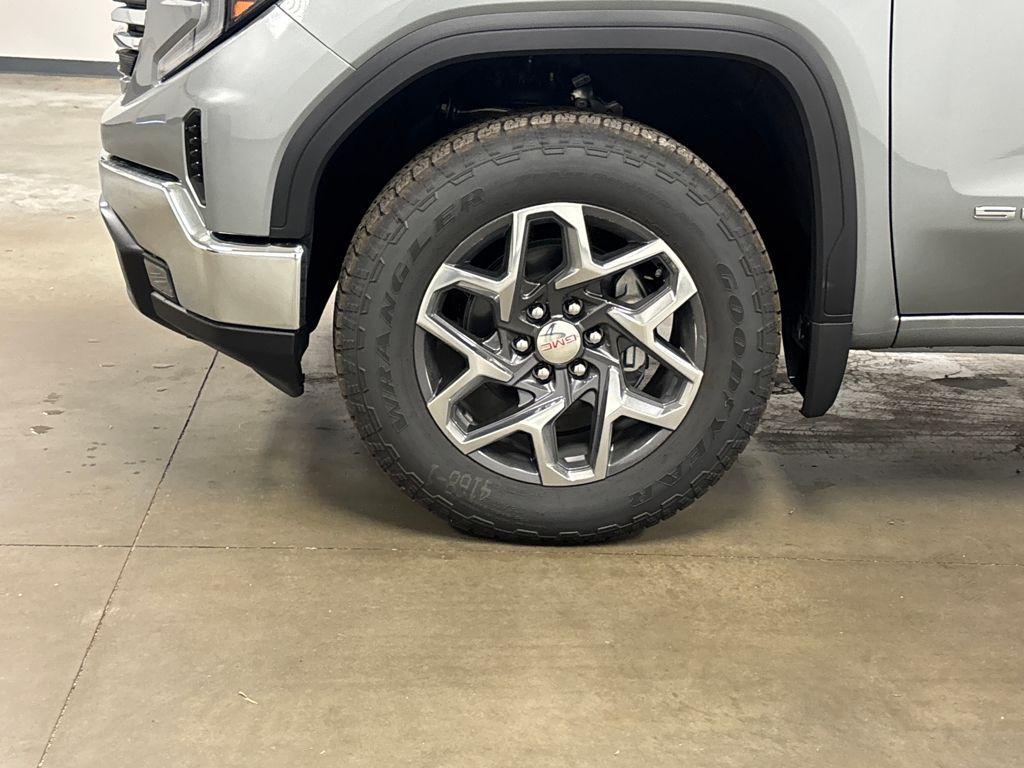 new 2026 GMC Sierra 1500 car, priced at $53,105