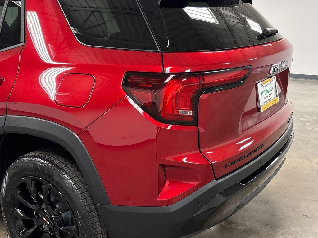 new 2026 GMC Terrain car, priced at $35,508