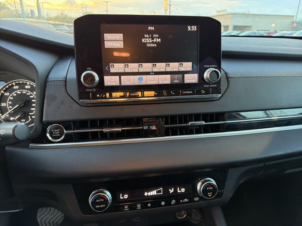 used 2022 Mitsubishi Outlander car, priced at $21,900