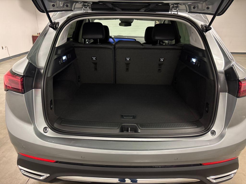 new 2026 Buick Envision car, priced at $41,990