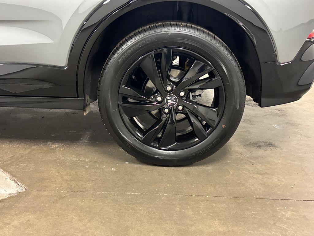 used 2025 Buick Encore GX car, priced at $23,990