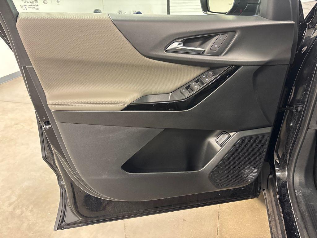 used 2025 Chevrolet Equinox car, priced at $25,750