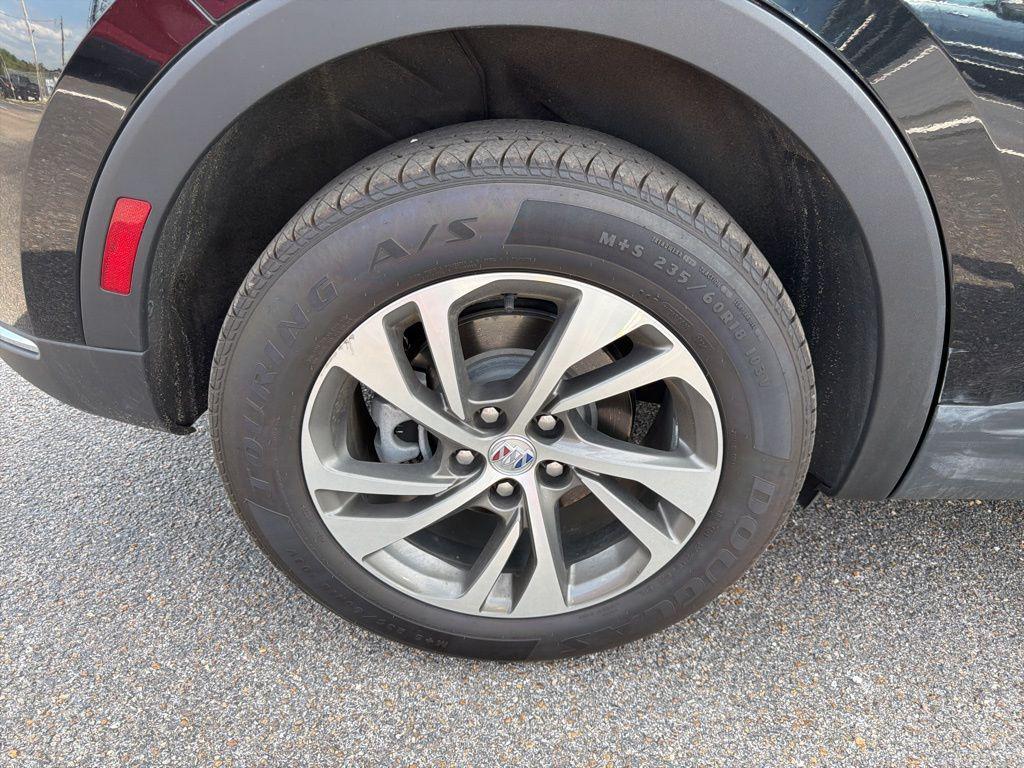 used 2023 Buick Envision car, priced at $25,900