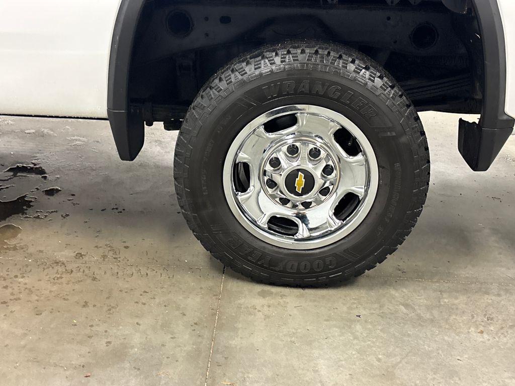 used 2020 Chevrolet Silverado 2500 car, priced at $27,900