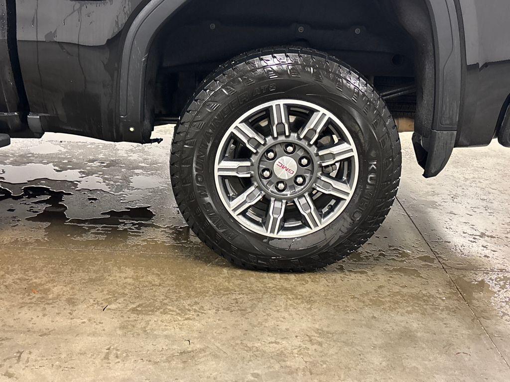 used 2024 GMC Sierra 1500 car, priced at $47,975