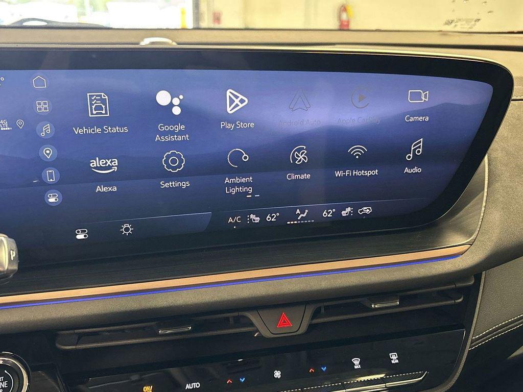 new 2025 Buick Envision car, priced at $36,433